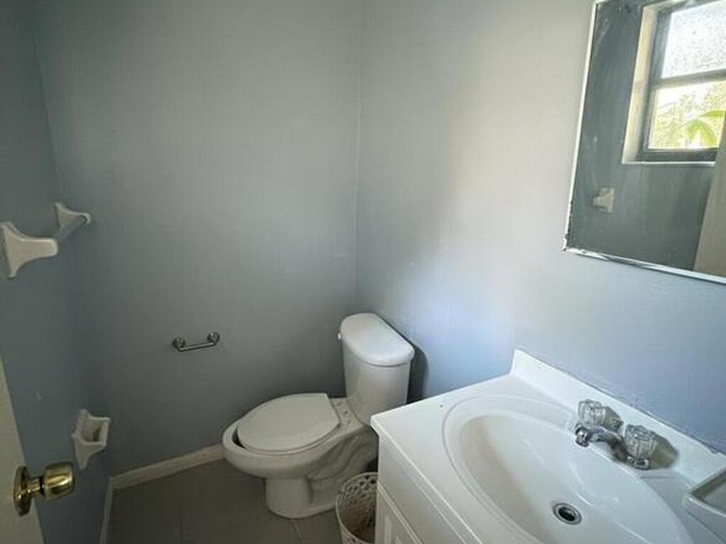 2960 Jefferson Street, Mims, FL 32754