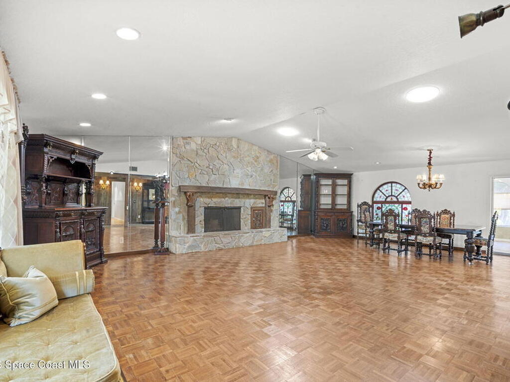 620 W Pine Road, Melbourne, FL 32904