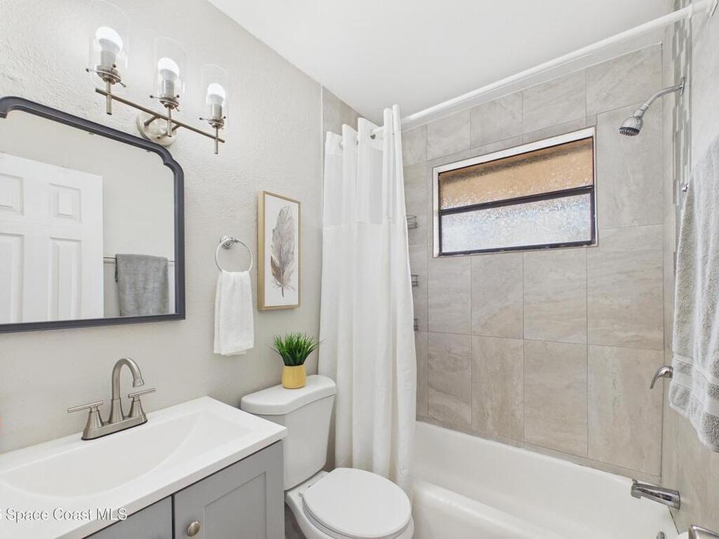 25 Elton Street, Melbourne, FL 32935