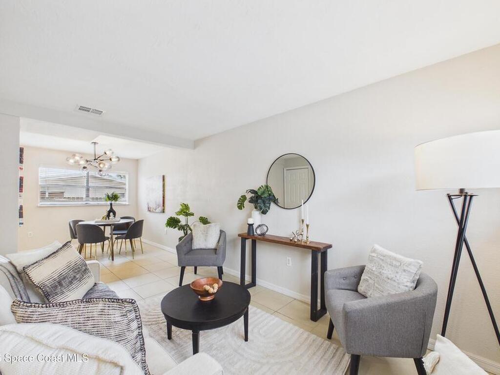 25 Elton Street, Melbourne, FL 32935