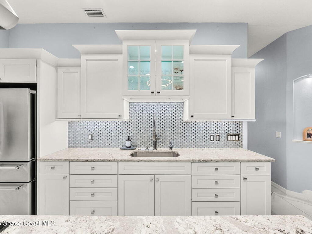 3130 Southern Oaks Drive, Merritt Island, FL 32952