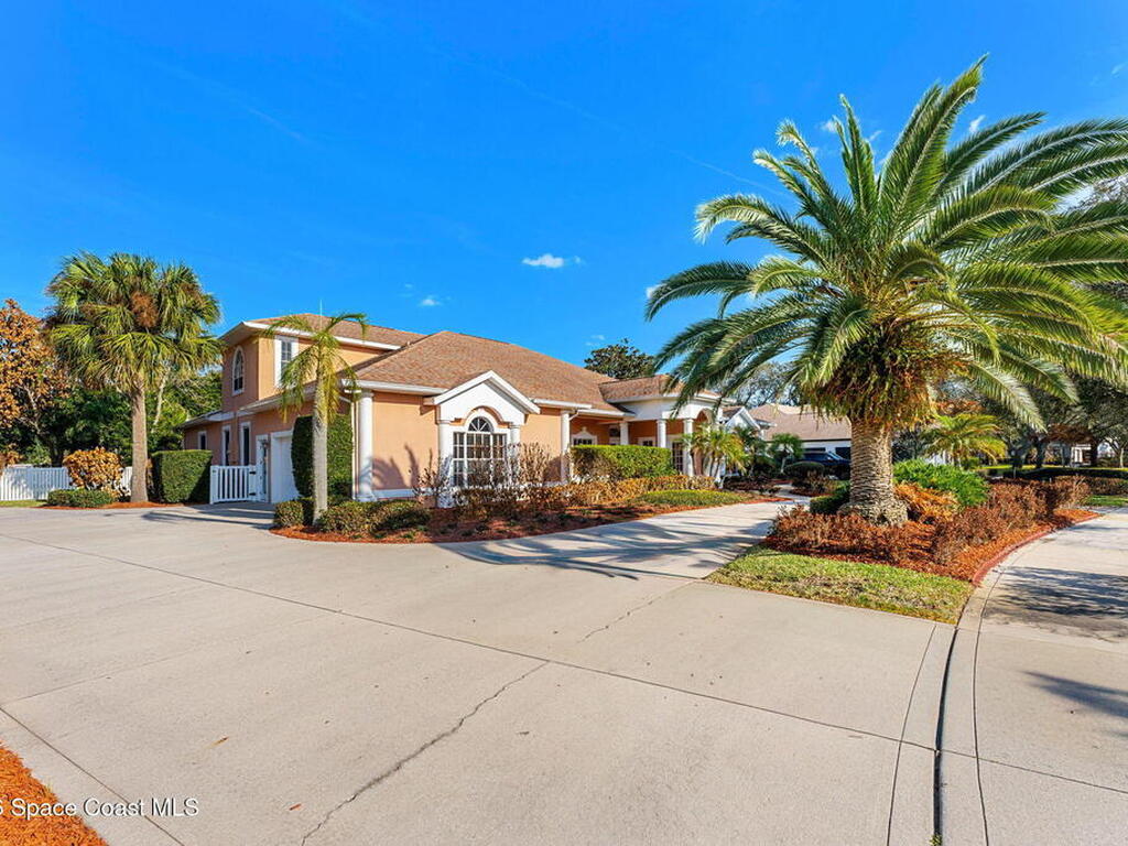 3130 Southern Oaks Drive, Merritt Island, FL 32952