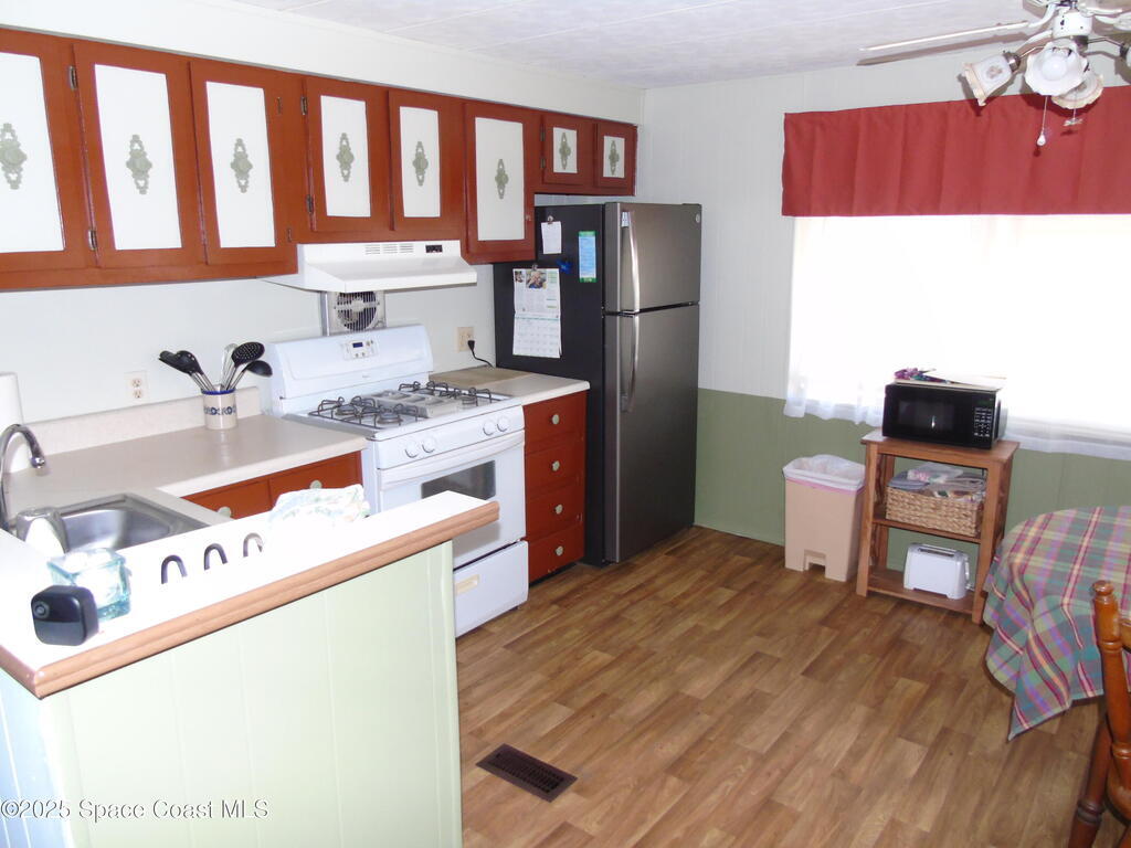 40 Annette Drive, Melbourne, FL 32904