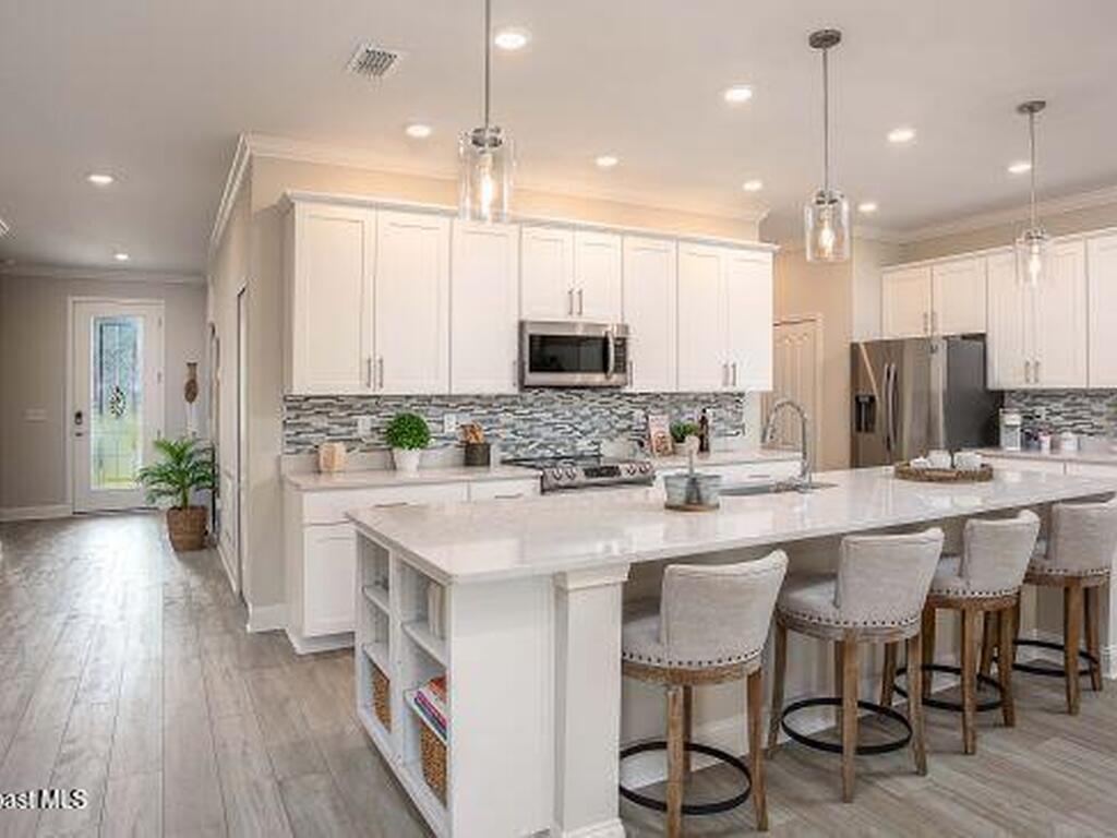 1135 Saturn Street, Palm Bay, FL 32909