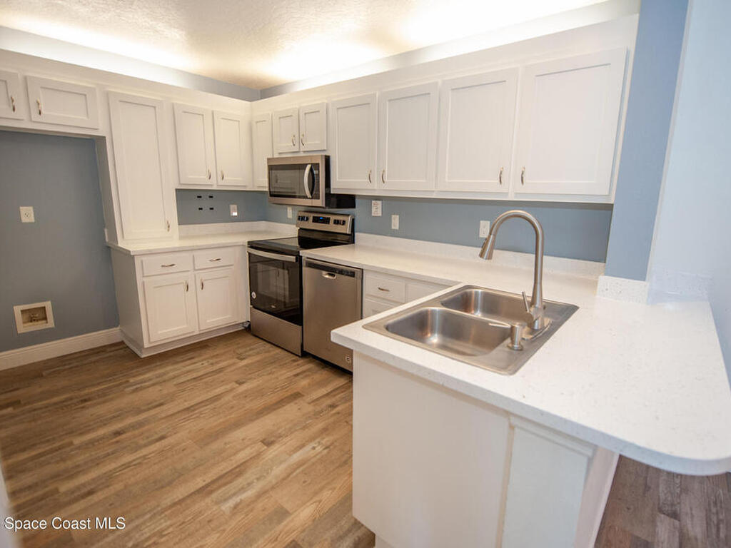 1942 Quail Ridge Court, Cocoa, FL 32926