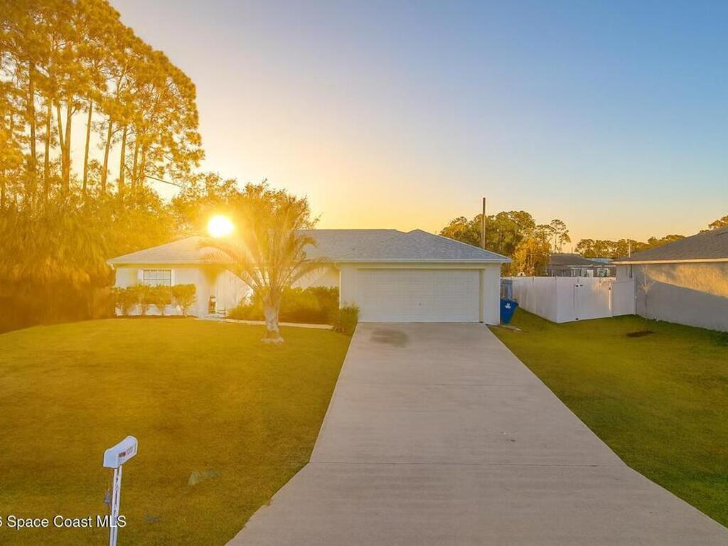 1277 Baca Avenue, Palm Bay, FL 32907