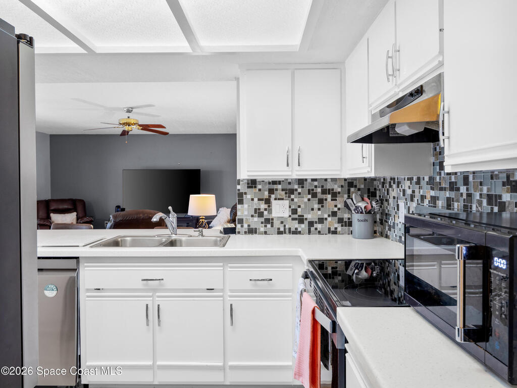 1075 Mandarin Drive, Palm Bay, FL 32905