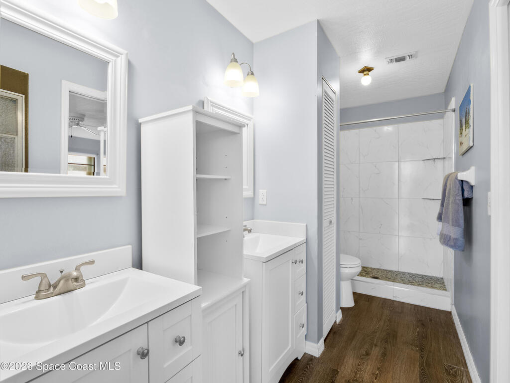 1075 Mandarin Drive, Palm Bay, FL 32905