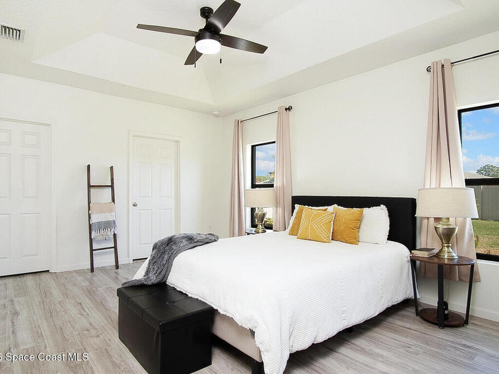 4637 Broomsedge Circle, West Melbourne, FL 32904