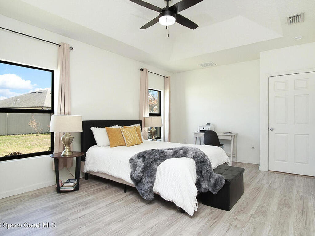 4637 Broomsedge Circle, West Melbourne, FL 32904