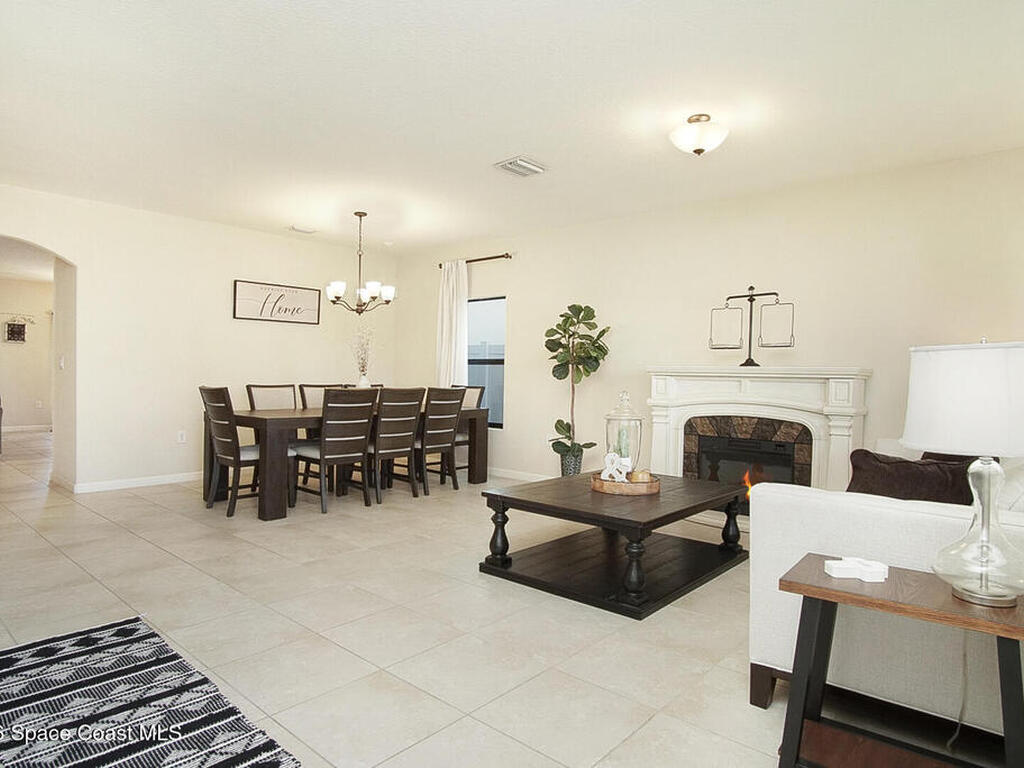 4637 Broomsedge Circle, West Melbourne, FL 32904