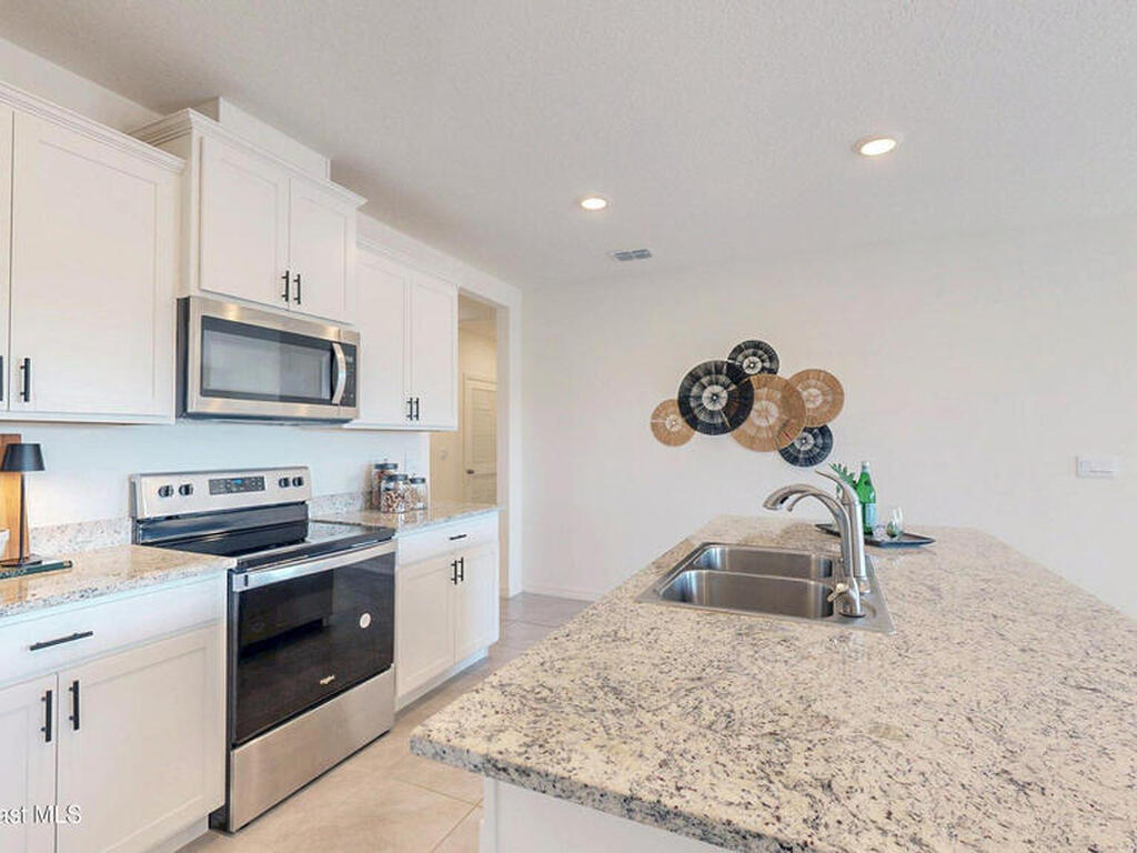 5017 Barr Street, Melbourne, FL 32904