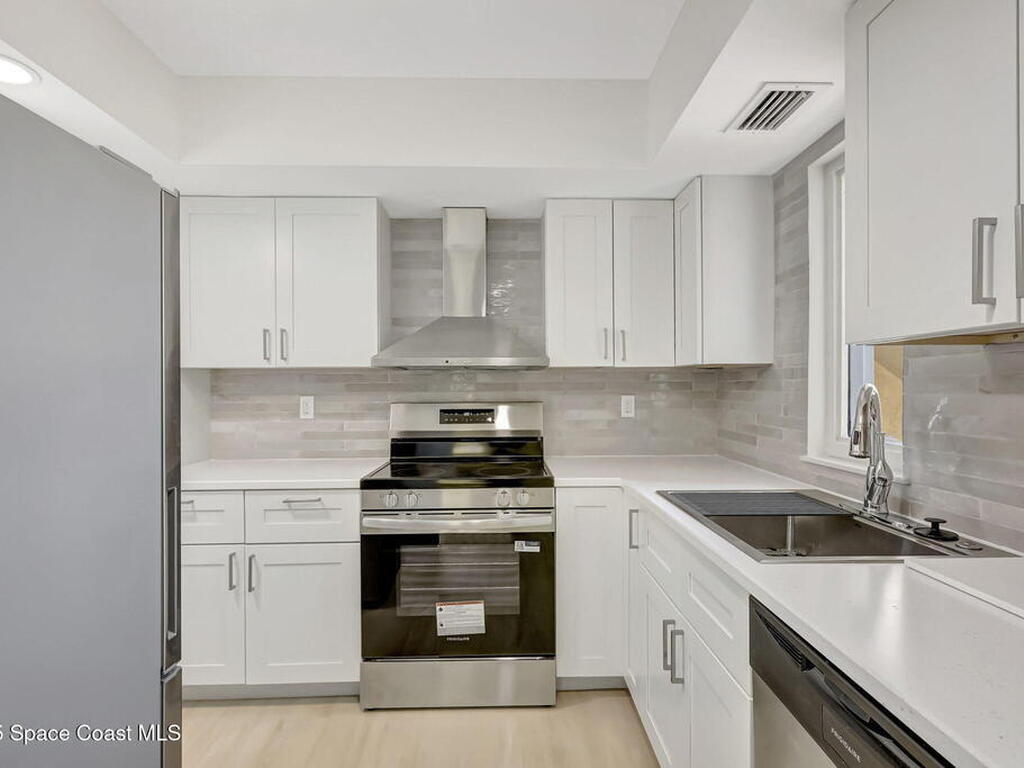 1538 SE Royal Green Circle, Port St. Lucie, FL 34952