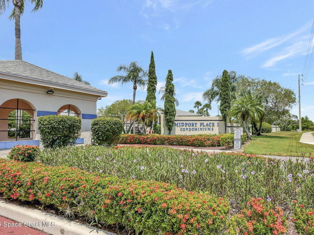 1538 SE Royal Green Circle, Port St. Lucie, FL 34952