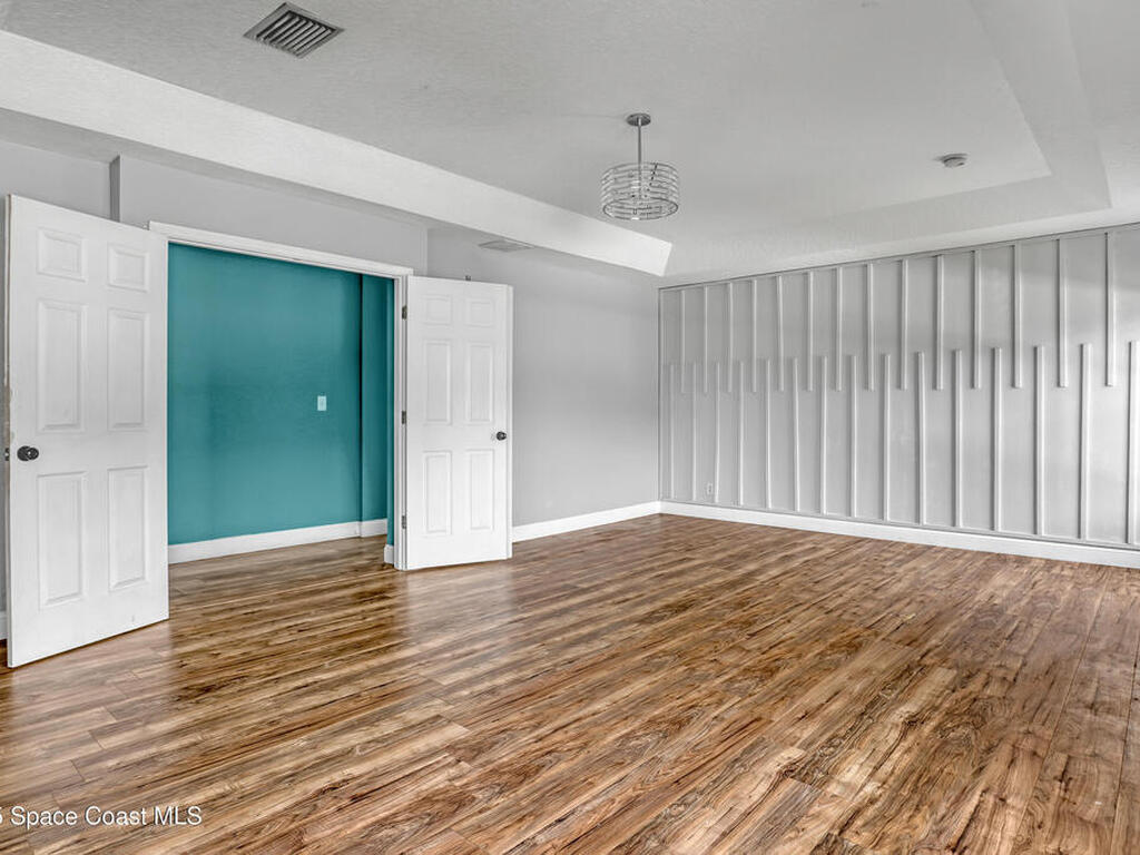 385 Cownie Avenue, Palm Bay, FL 32909