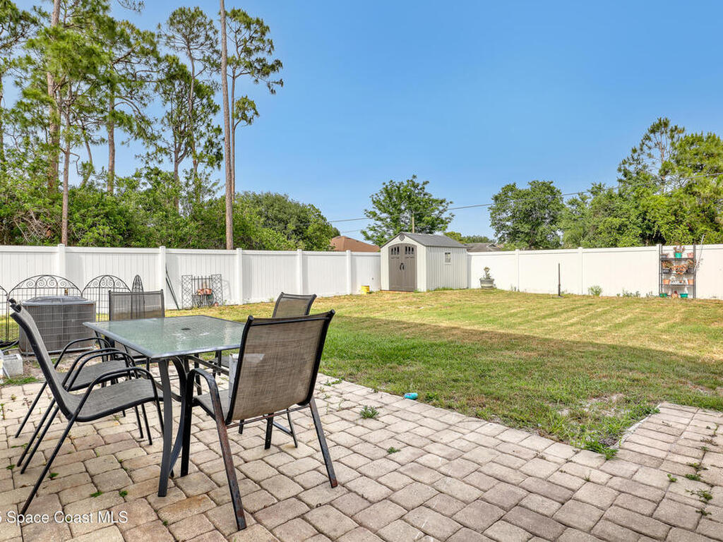 385 Cownie Avenue, Palm Bay, FL 32909