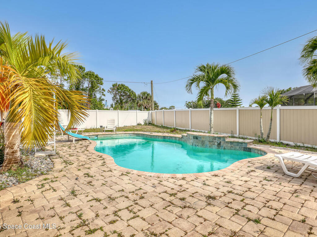 385 Cownie Avenue, Palm Bay, FL 32909