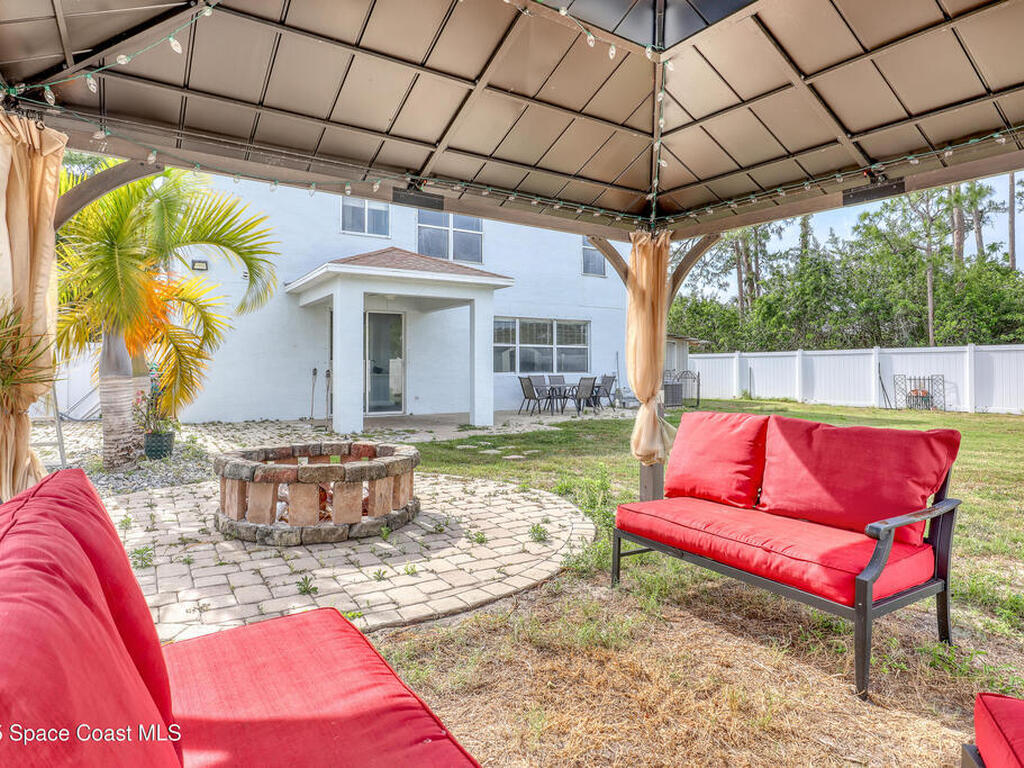 385 Cownie Avenue, Palm Bay, FL 32909