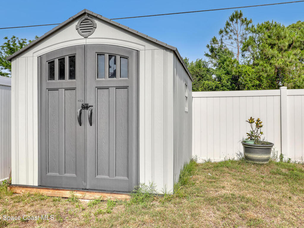 385 Cownie Avenue, Palm Bay, FL 32909