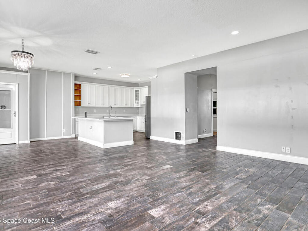 385 Cownie Avenue, Palm Bay, FL 32909