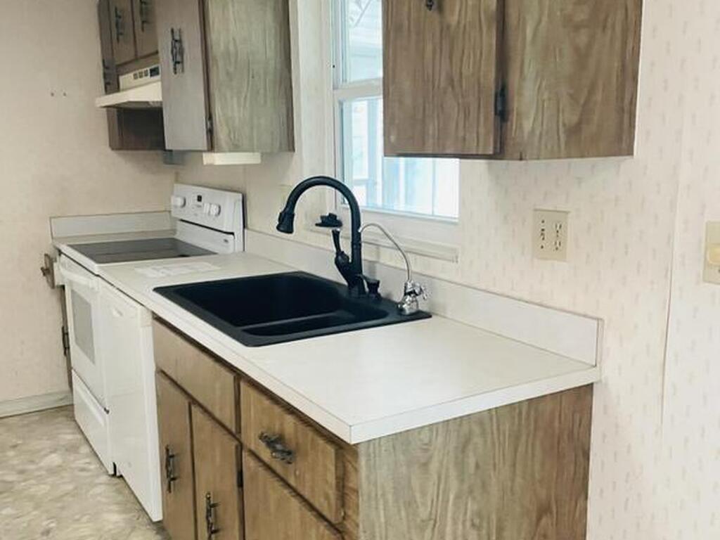 2808 Forest Drive, Melbourne, FL 32901