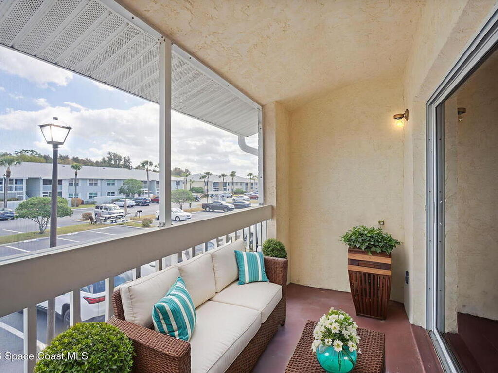 963 Sonesta Avenue, Palm Bay, FL 32905