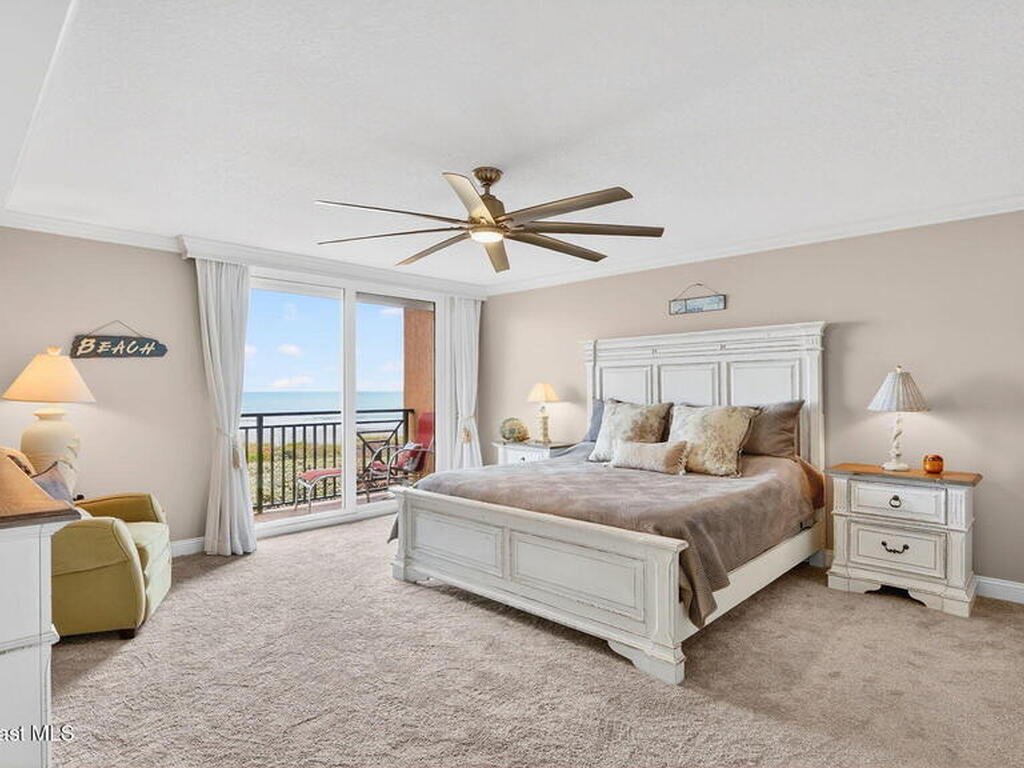 8472 Ridgewood Avenue, Cape Canaveral, FL 32920