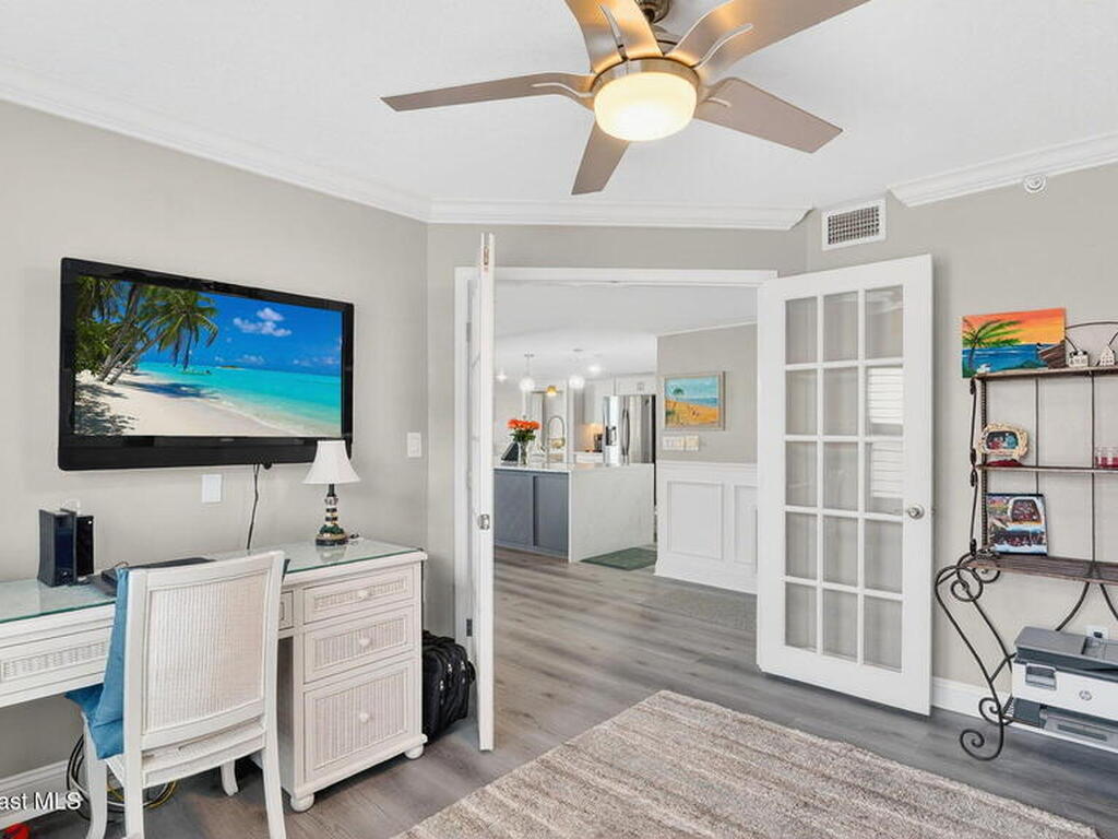 8472 Ridgewood Avenue, Cape Canaveral, FL 32920