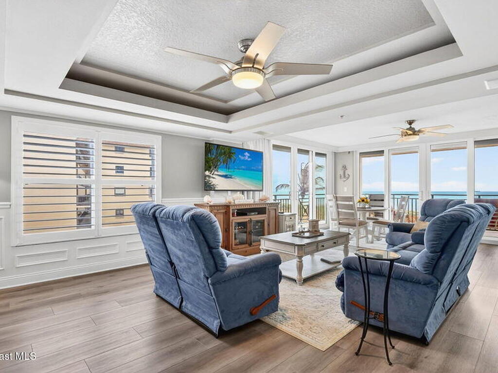 8472 Ridgewood Avenue, Cape Canaveral, FL 32920