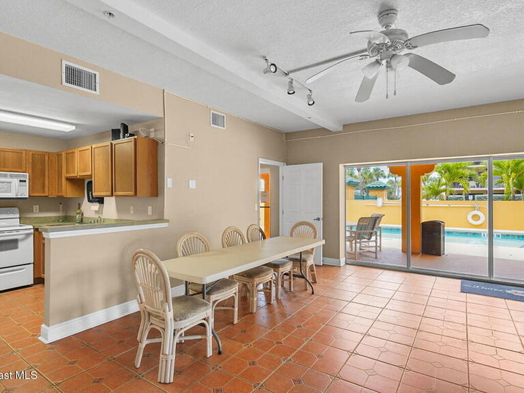 8472 Ridgewood Avenue, Cape Canaveral, FL 32920