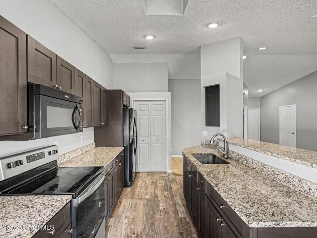 648 Munich Street, Palm Bay, FL 32907