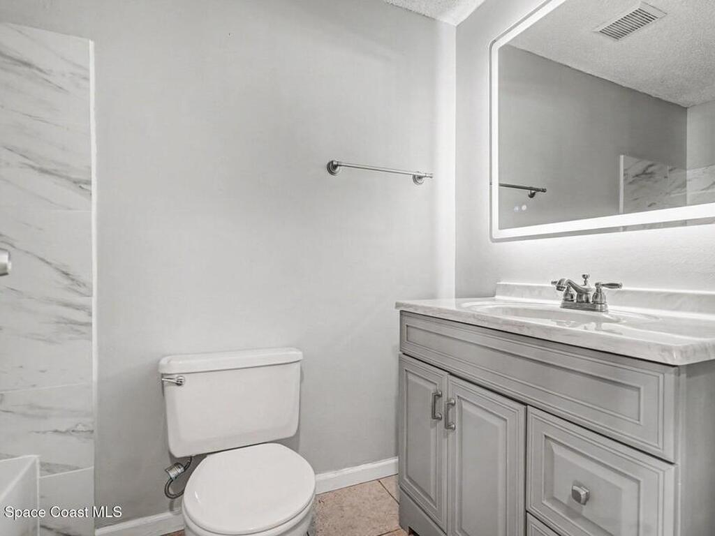 648 Munich Street, Palm Bay, FL 32907