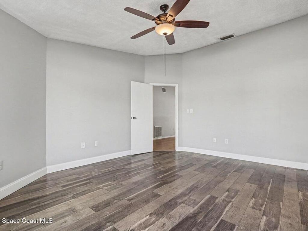 648 Munich Street, Palm Bay, FL 32907