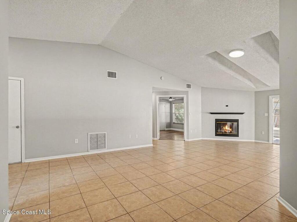 648 Munich Street, Palm Bay, FL 32907