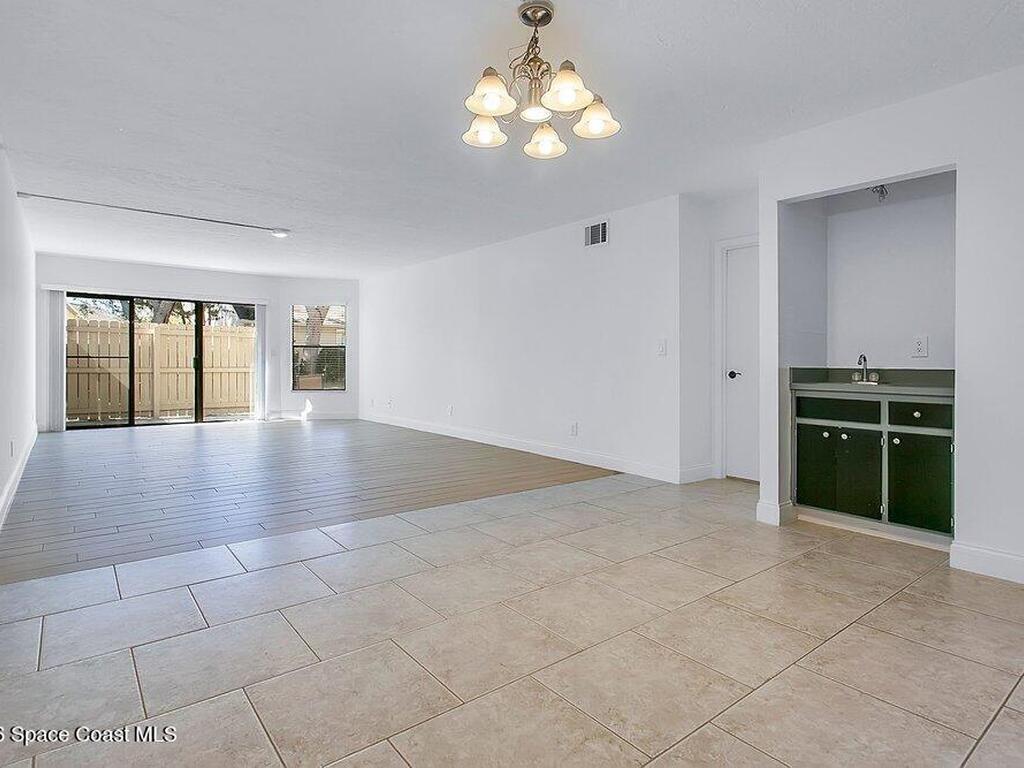 325 Tangle Run Boulevard, Melbourne, FL 32940