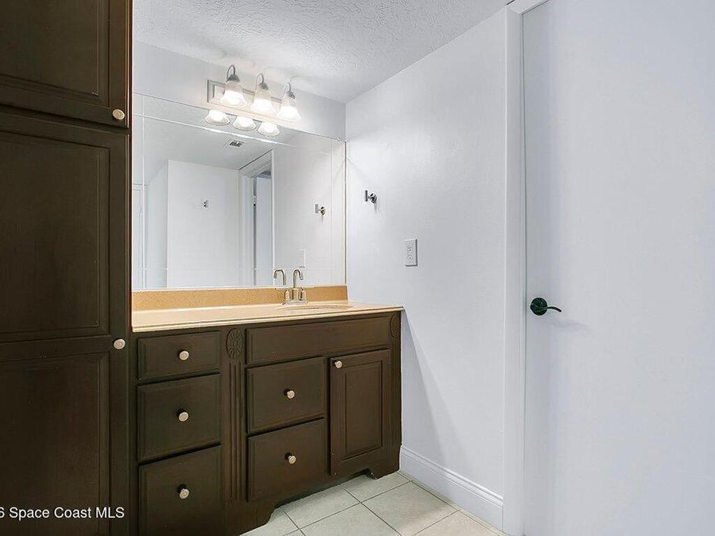 325 Tangle Run Boulevard, Melbourne, FL 32940