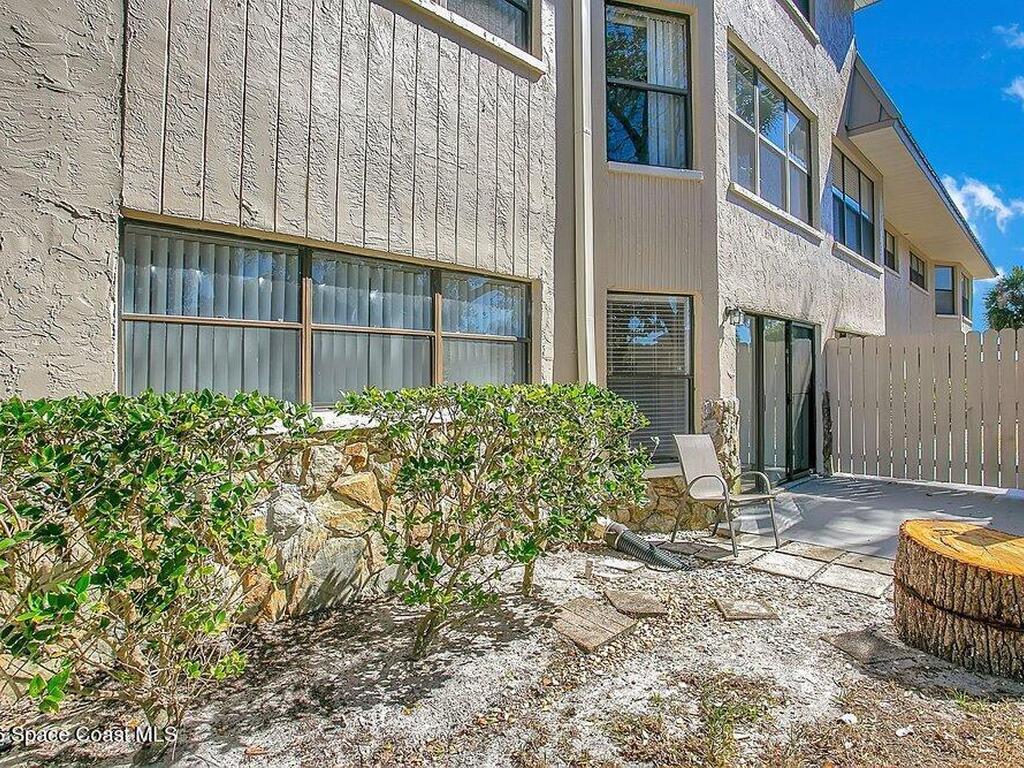 325 Tangle Run Boulevard, Melbourne, FL 32940