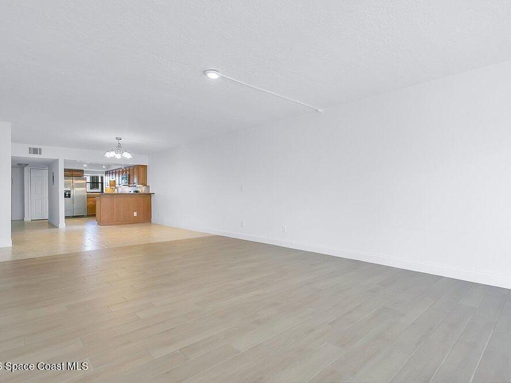 325 Tangle Run Boulevard, Melbourne, FL 32940