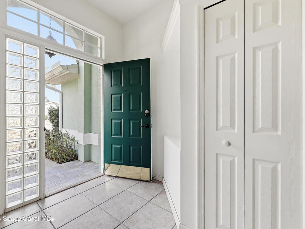 652 Sheridan Woods Drive, Melbourne, FL 32904