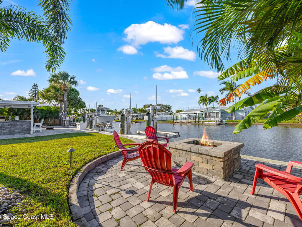 1640 S Harbor Drive, Merritt Island, FL 32952