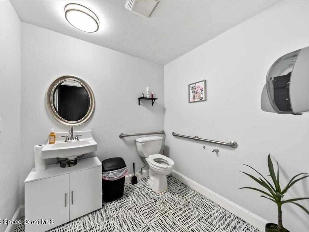 95 S Plumosa Street, Merritt Island, FL 32952