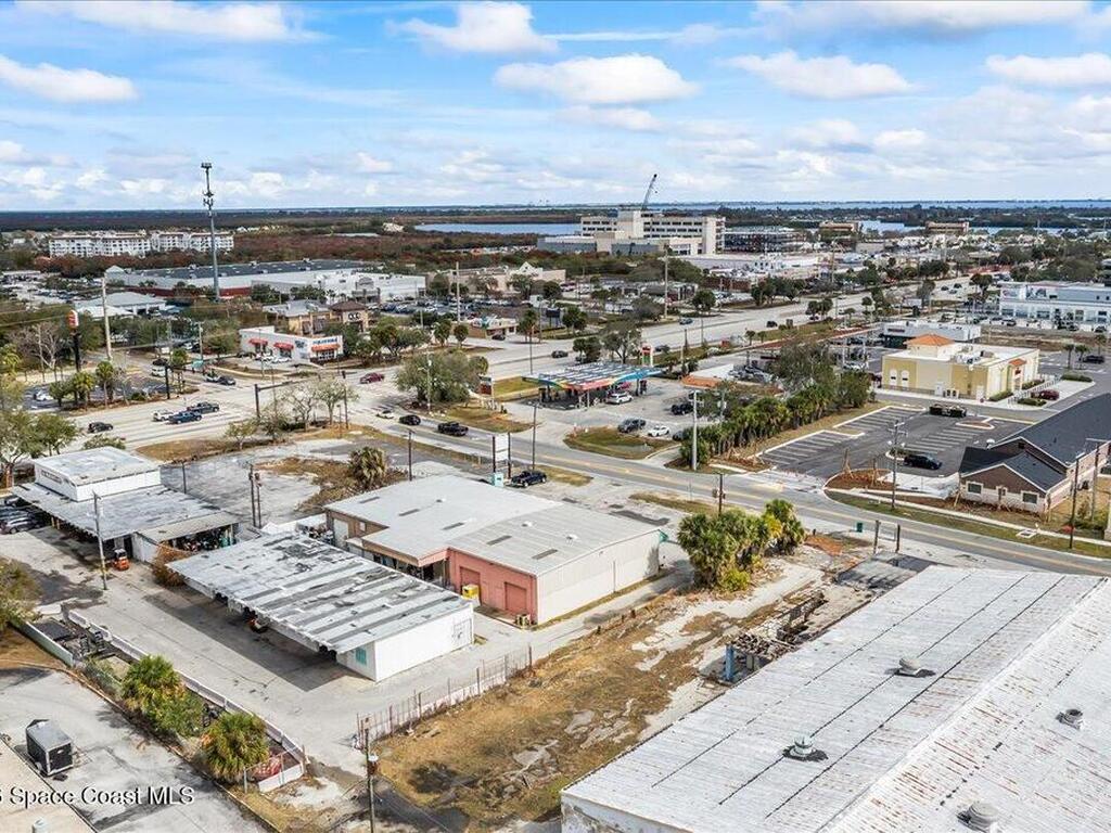 95 S Plumosa Street, Merritt Island, FL 32952