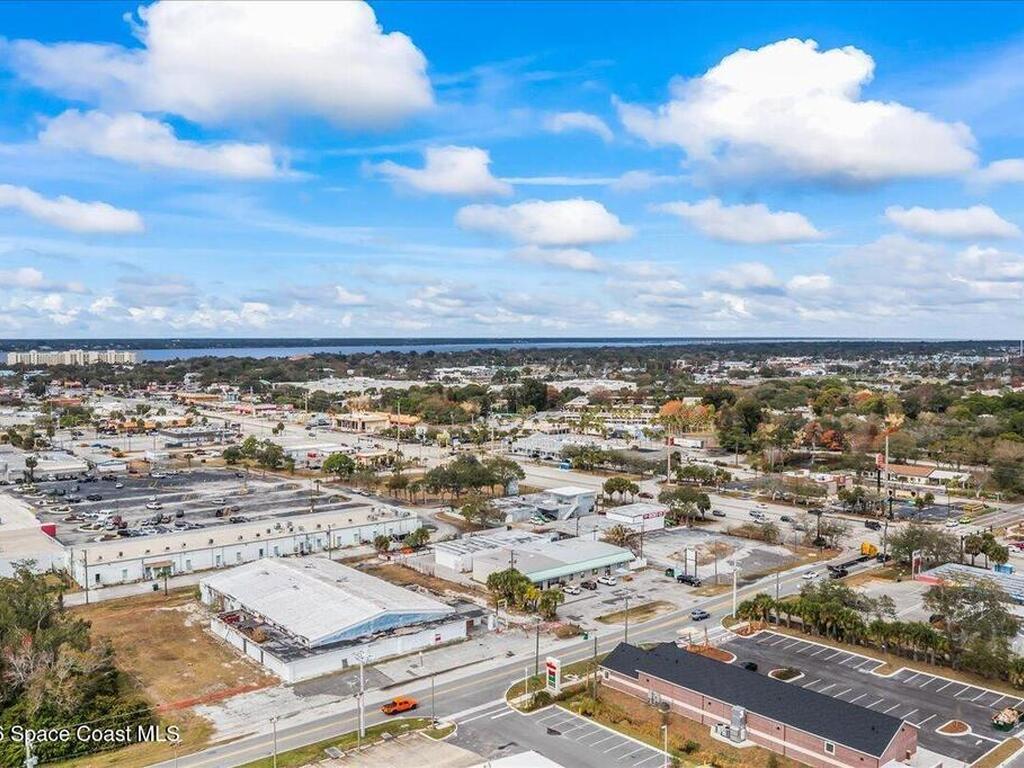 95 S Plumosa Street, Merritt Island, FL 32952