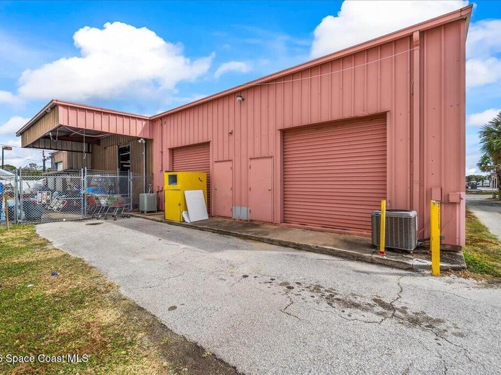 95 S Plumosa Street, Merritt Island, FL 32952