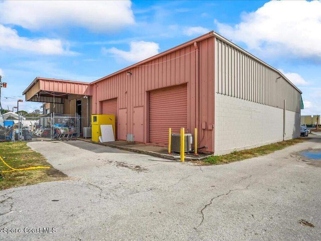 95 S Plumosa Street, Merritt Island, FL 32952