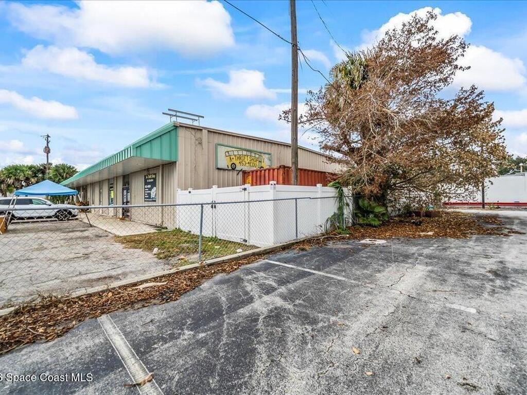 95 S Plumosa Street, Merritt Island, FL 32952