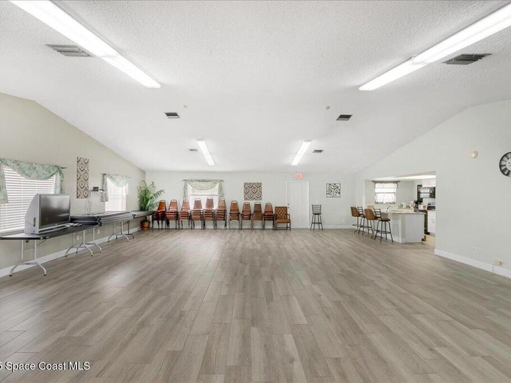 586 N Wickham Road, Melbourne, FL 32935