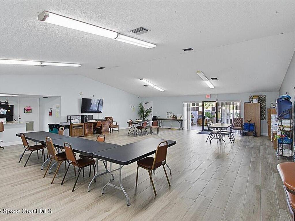 586 N Wickham Road, Melbourne, FL 32935