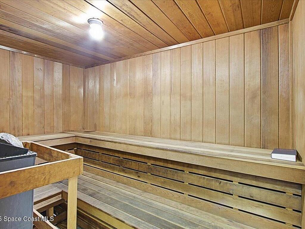 586 N Wickham Road, Melbourne, FL 32935