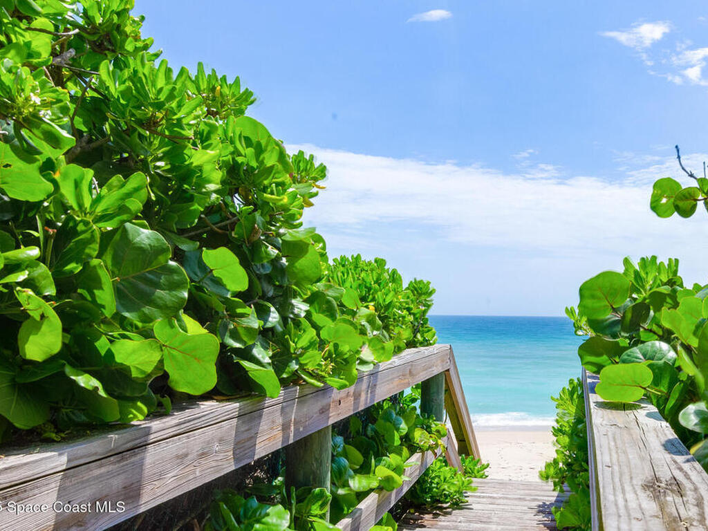 586 N Wickham Road, Melbourne, FL 32935